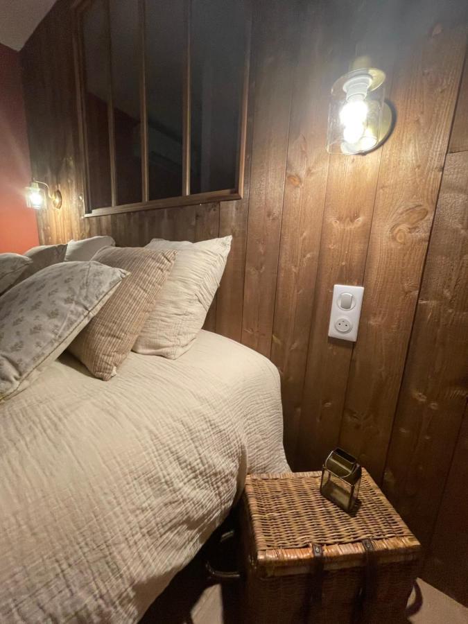 La Cabane Affranchie Moussy  Eksteriør billede