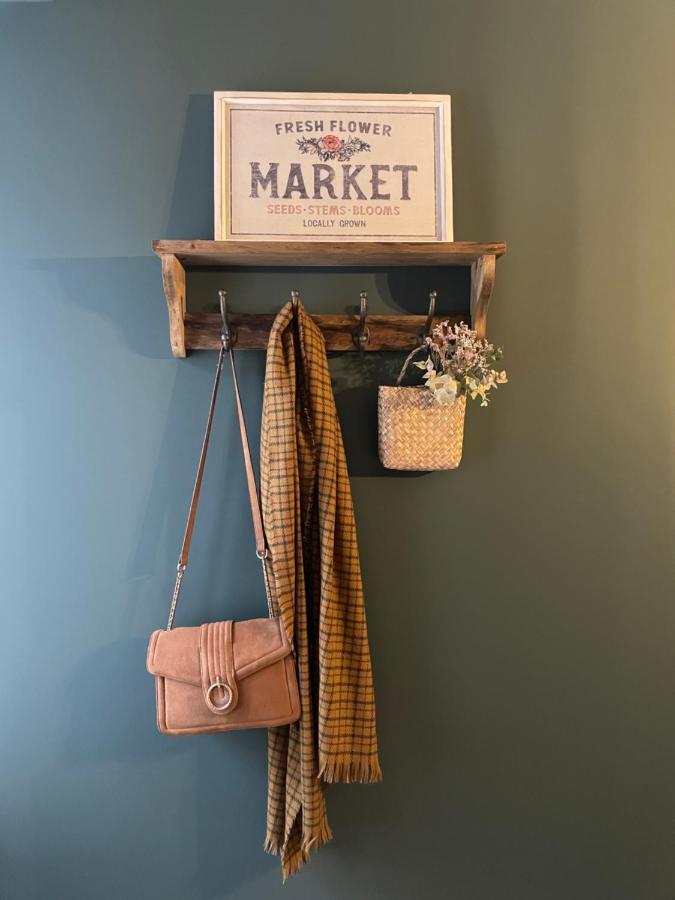 La Cabane Affranchie Moussy  Eksteriør billede